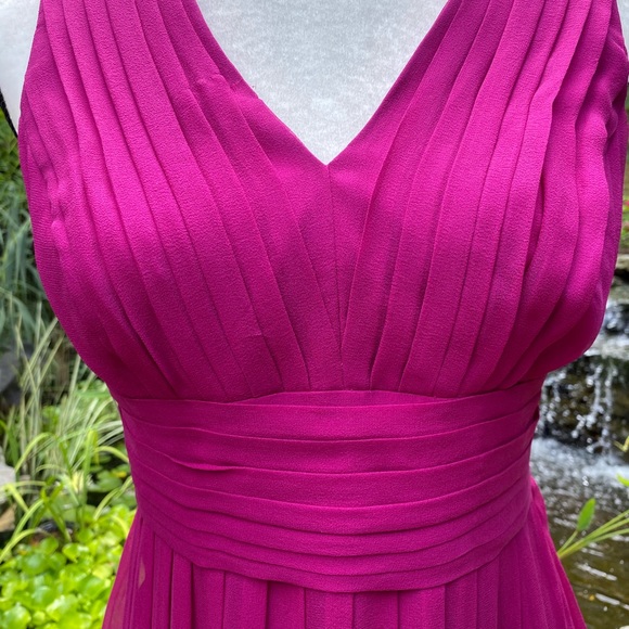 Ann Taylor Formal  Dress Fuchsia Poly Blend 6P - Picture 2 of 10